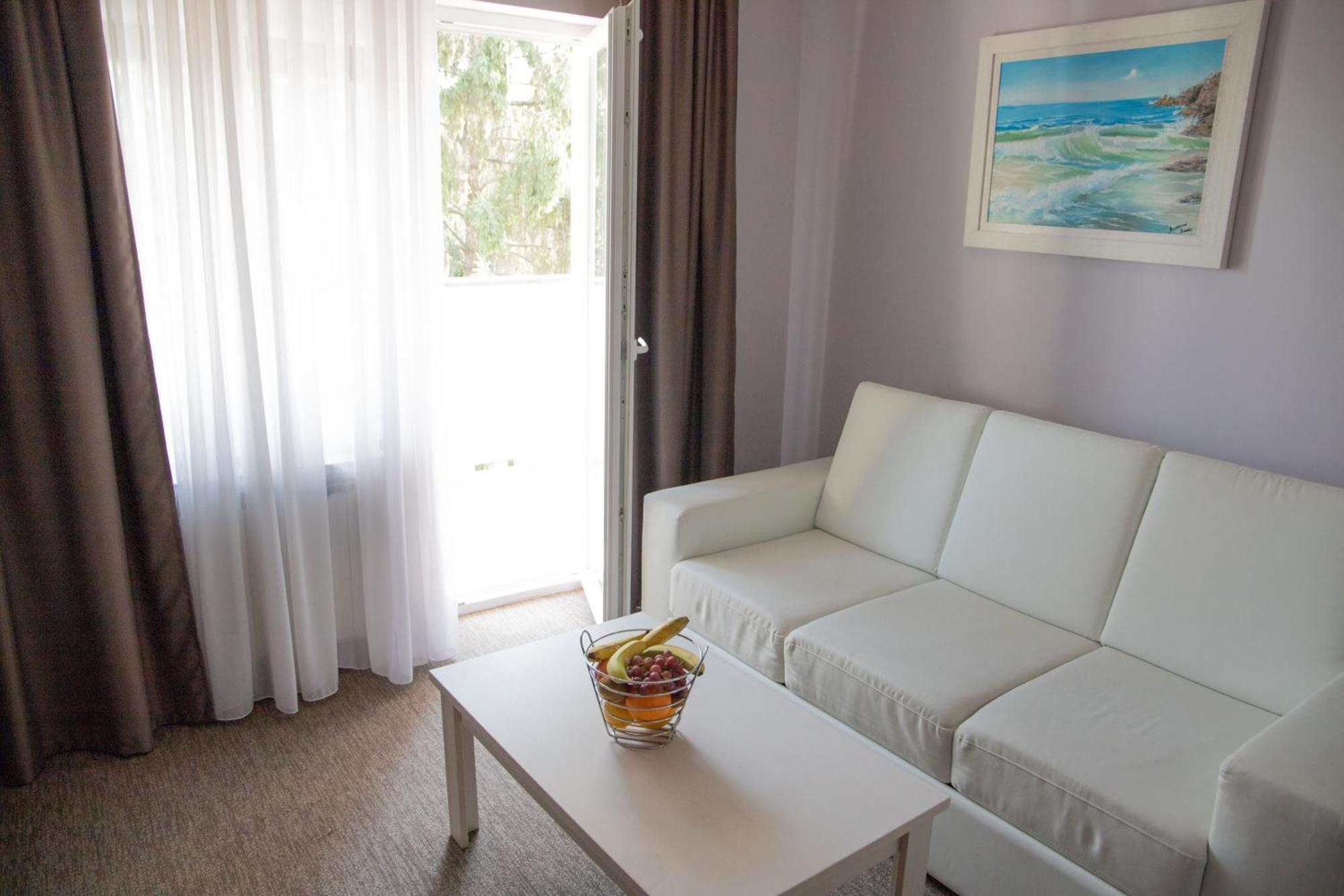 Art Hotel Slavonski Brod Buitenkant foto